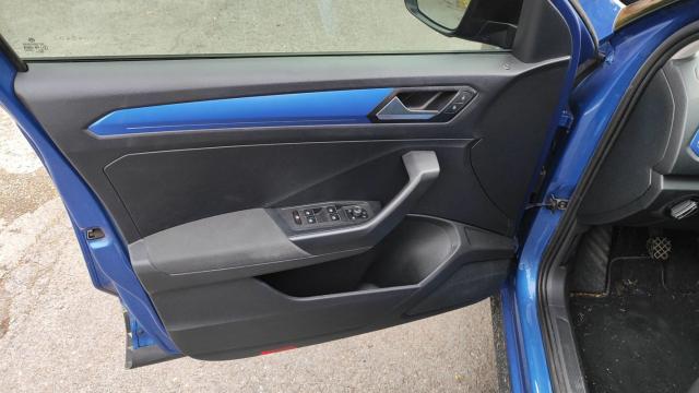 Volkswagen T-Roc image 7