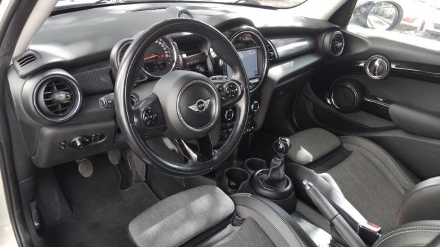 Mini Mini image 9