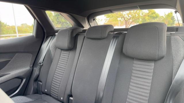 Peugeot 3008 image 9