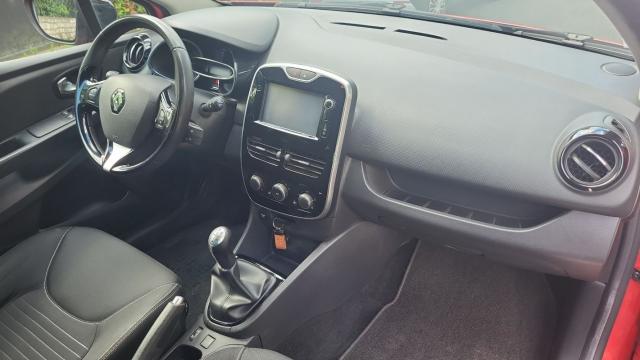 Renault Clio Estate image 9