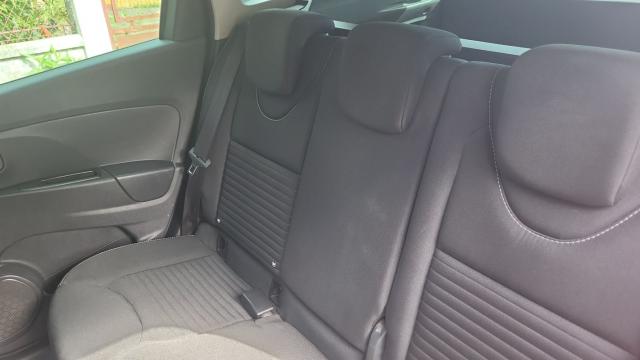 Renault Clio Estate image 1