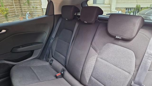 Renault Clio image 9