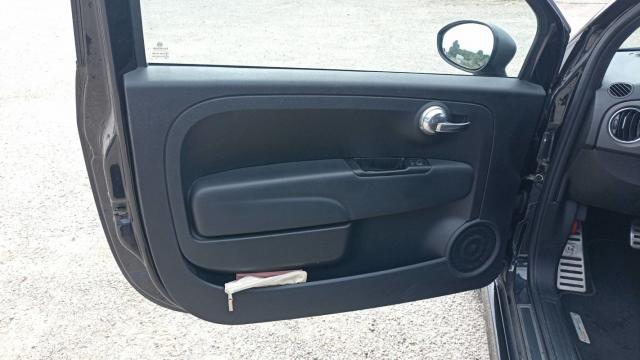 Abarth 595c image 2