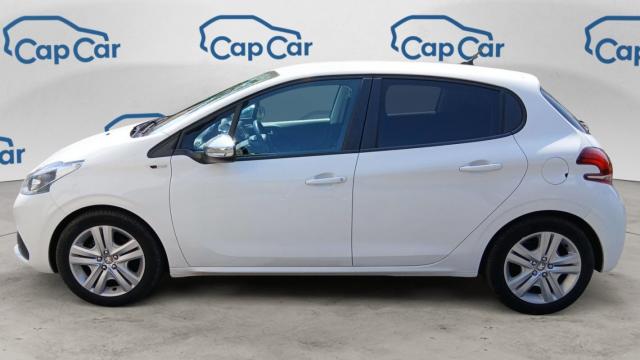 Peugeot 208 image 2