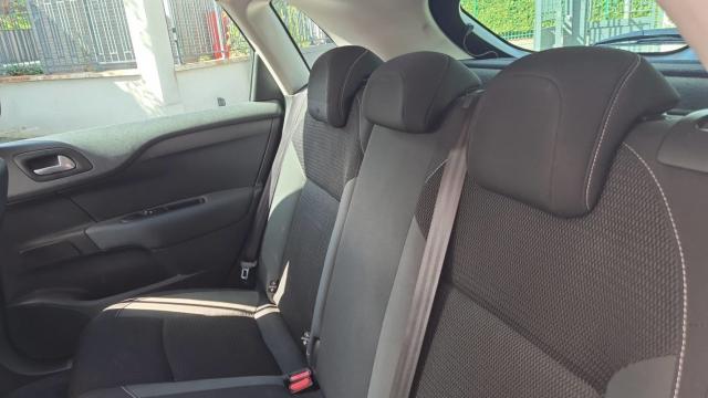 Citroen C4 image 2