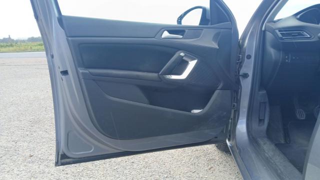 Peugeot 308 image 1