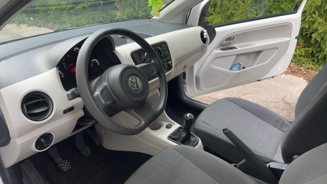 Volkswagen Up! image 7