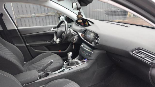 Peugeot 308 image 5