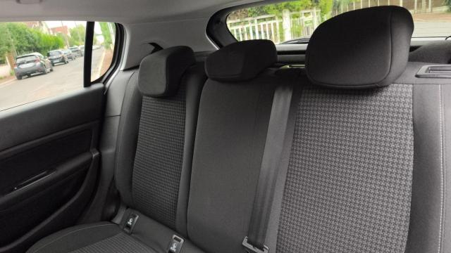 Peugeot 308 image 4