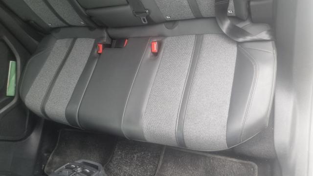 Peugeot 3008 image 4