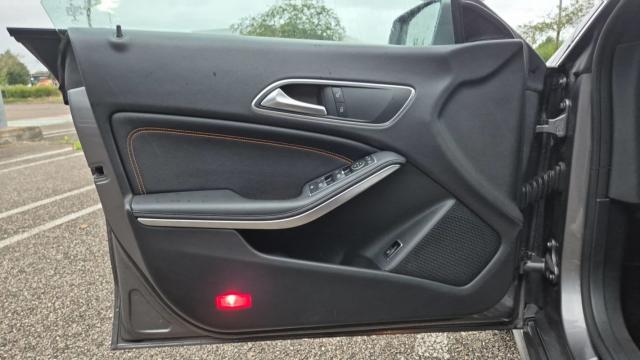 Mercedes Benz Classe Cla image 4