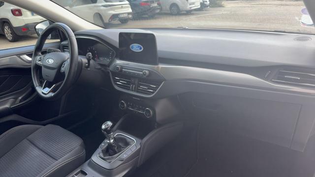 Ford Focus image 2