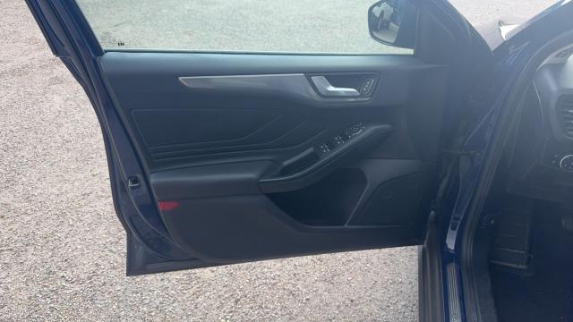 Ford Focus image 3