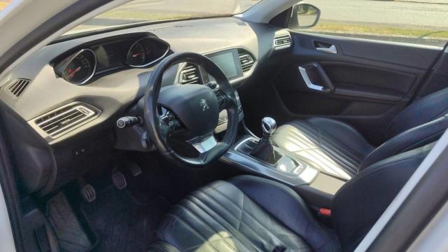 Peugeot 308 image 3