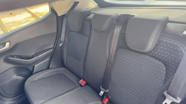 Ford Fiesta image 8