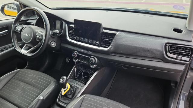 Kia Stonic image 1