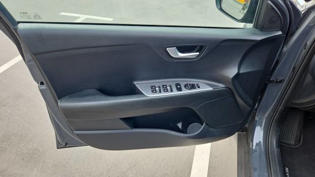 Kia Stonic image 2