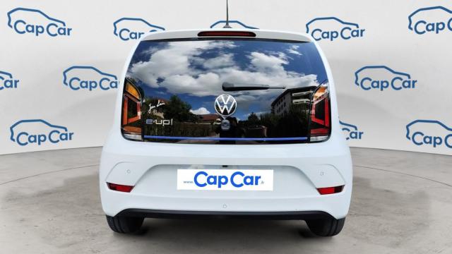 Volkswagen Up! image 4