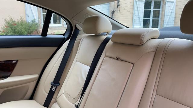 Jaguar Xf image 9