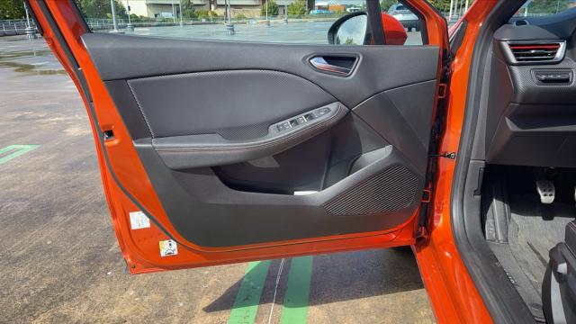 Renault Clio image 8