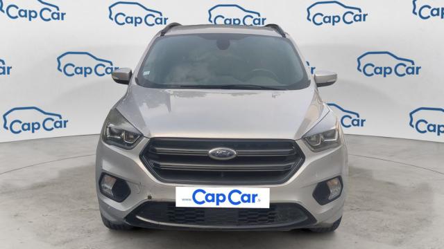 Ford Kuga image 2