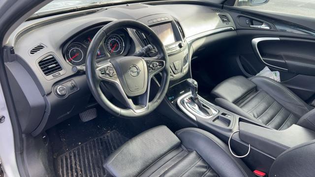Opel Insignia image 2