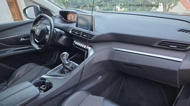 Peugeot 3008 image 4