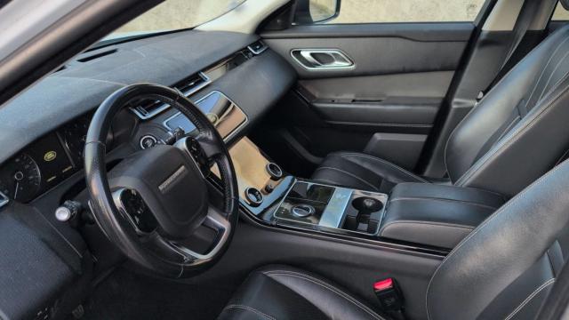 Land Rover Range Rover Velar image 6