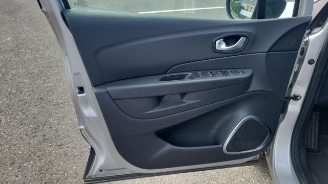 Renault Captur image 6