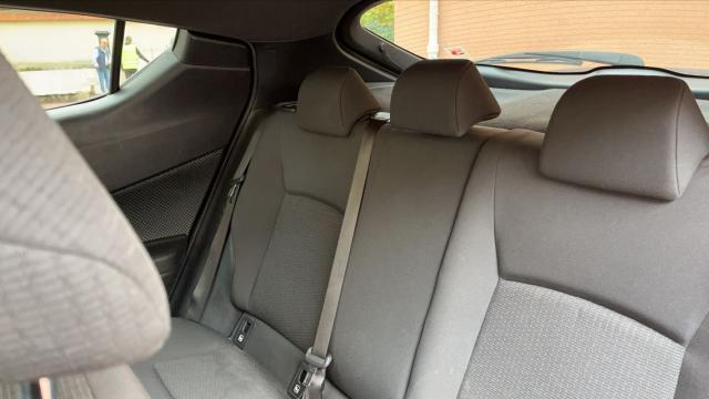 Toyota C-Hr image 8
