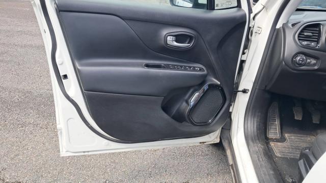 Jeep Renegade image 1