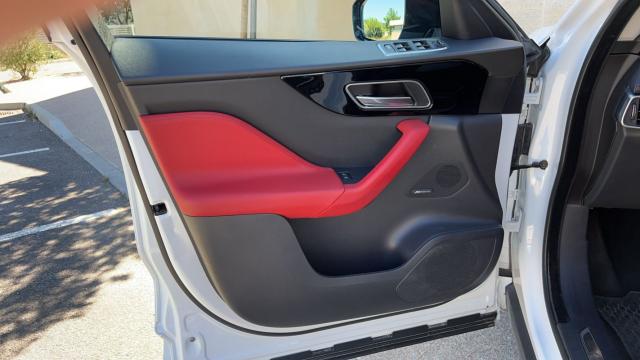 Jaguar F-Pace image 7