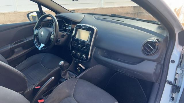 Renault Clio Estate image 1