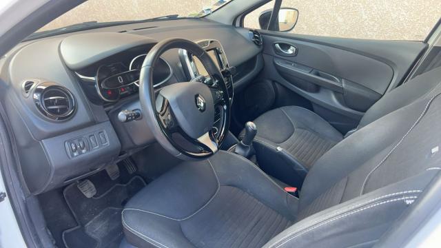 Renault Clio Estate image 6