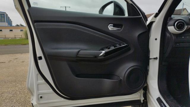 Nissan Juke image 7
