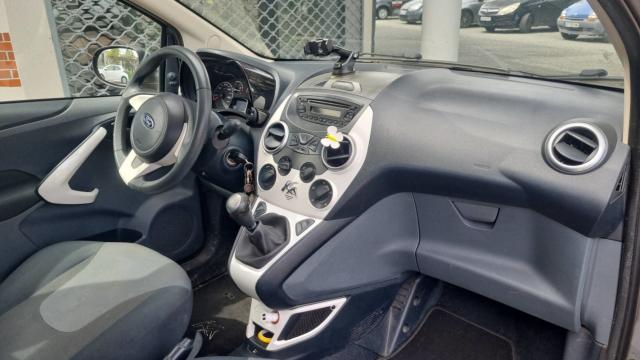 Ford Ka image 6
