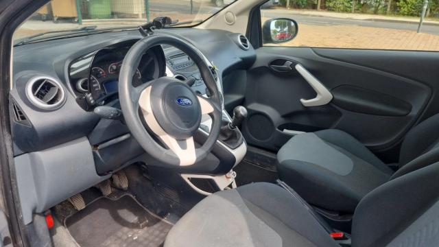Ford Ka image 2