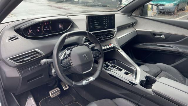 Peugeot 5008 image 9