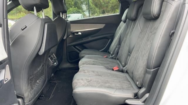 Peugeot 5008 image 3