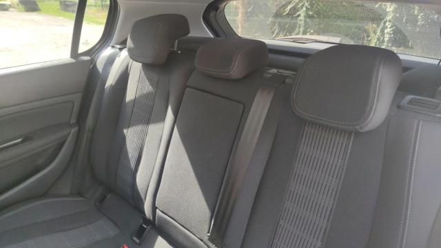 Peugeot 308 image 2