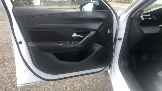 Peugeot 308 image 7