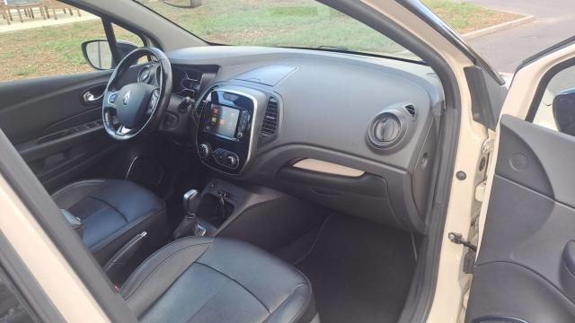 Renault Captur image 7