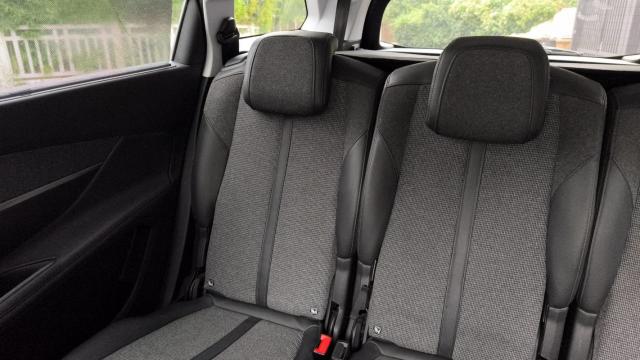Peugeot 5008 image 3