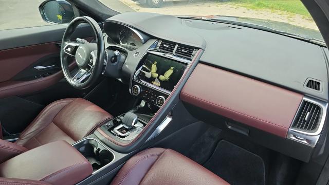 Jaguar E-Pace image 4