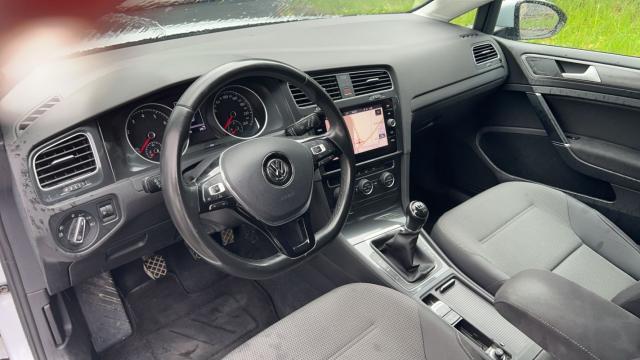 Volkswagen Golf image 1