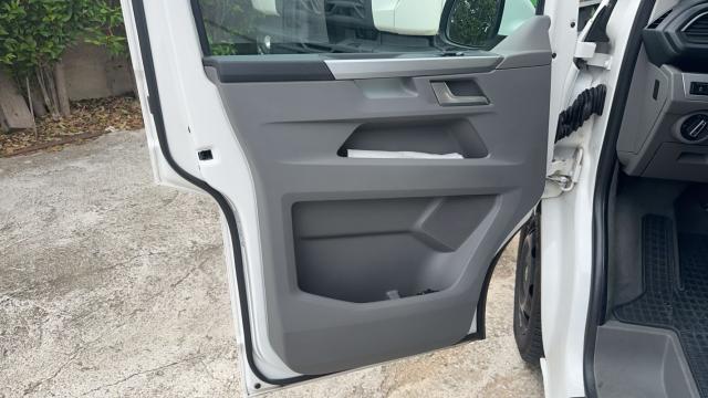 Volkswagen California image 5