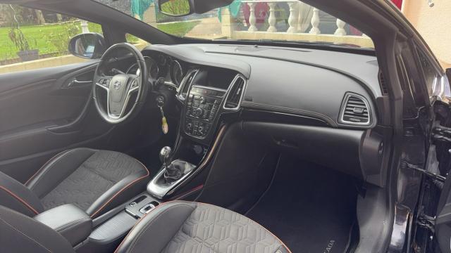 Opel Cascada image 8