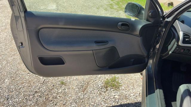 Peugeot 206+ image 2