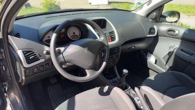 Peugeot 206+ image 1