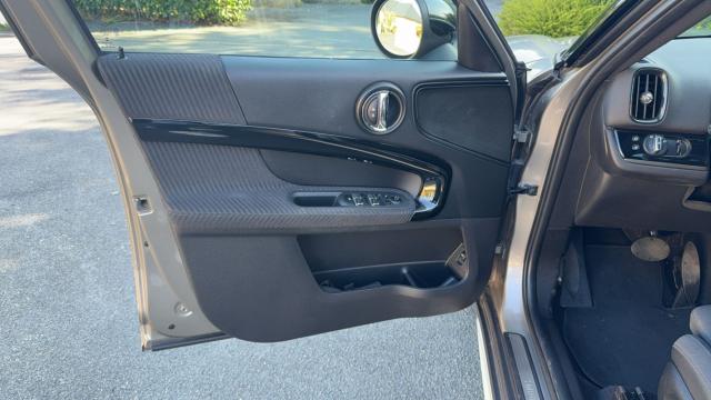 Mini Countryman image 5